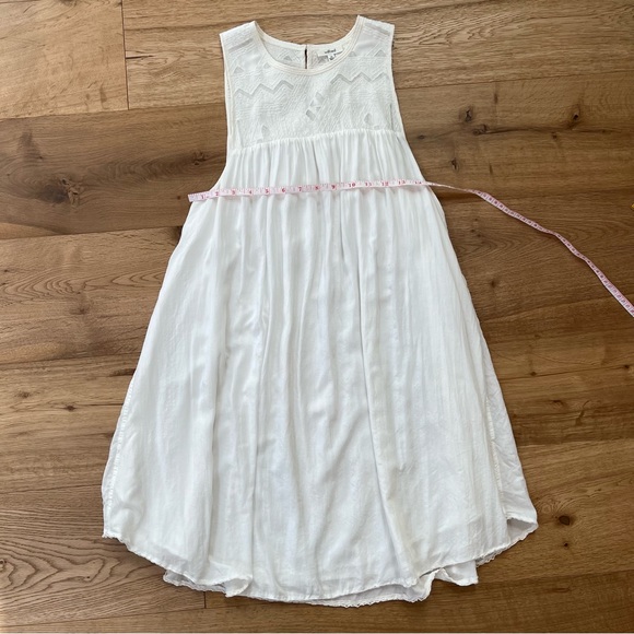 Aritzia Wilfred White Allier Embroidered Shift Dress - Picture 10 of 14